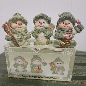 English Butler Mini Snowmen